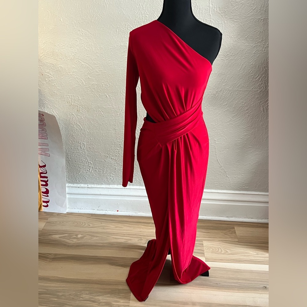 Fashion Nova Vibrant Red One-Shoulder Dress